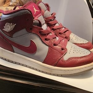 Kids Midtop Maroon Jordan Shoes